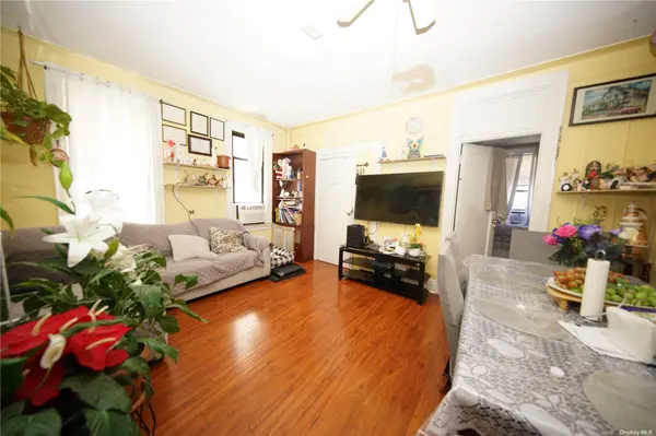 40-45 99th ST, Corona, NY 11368