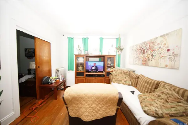 40-45 99th ST, Corona, NY 11368