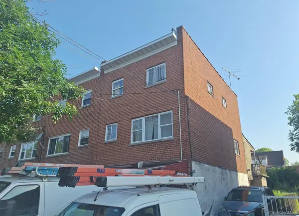 1037 E 219th ST, Bronx, NY 10469