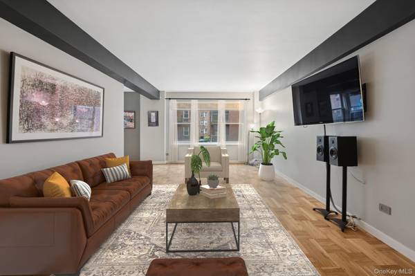 110-20 71st RD #216, Forest Hills, NY 11375