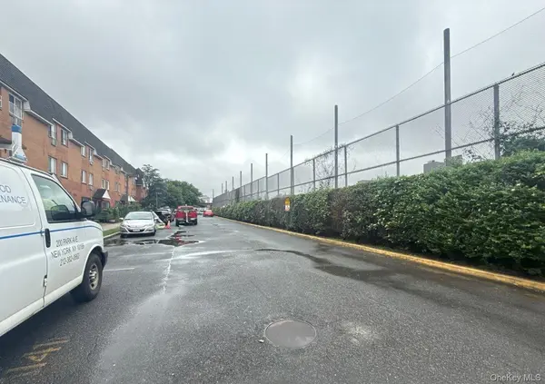 1316 33rd AVE, Astoria, NY 11106