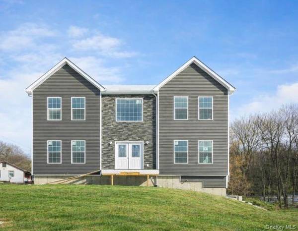 14 Vargas (AKA 70 Jessup Ln) CIR, Stony Point, NY 10980