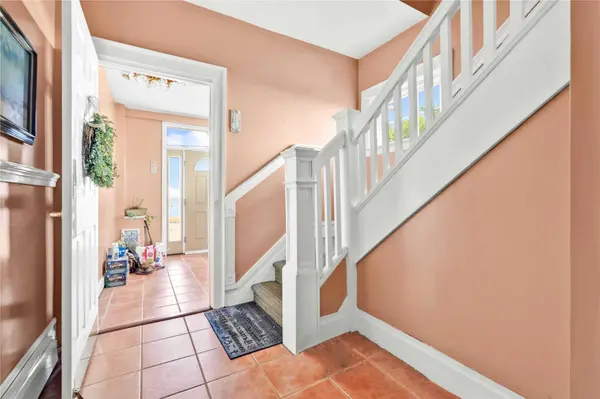 118-07 Beach Channel DR, Rockaway Park, NY 11694