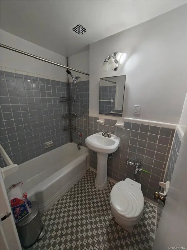 35-11 85 ST #1B, Jackson Heights, NY 11372