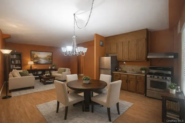 35-11 85 ST #1B, Jackson Heights, NY 11372