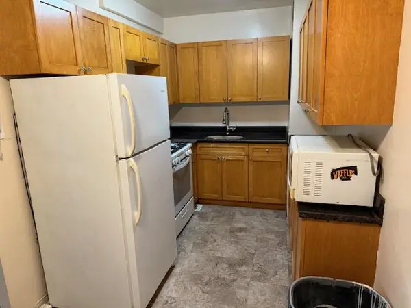 89-15 Parsons BLVD ##4B, Jamaica, NY 11432