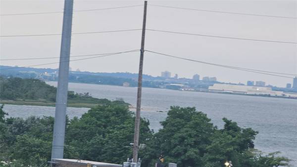 260 Beach 81st ST #6K, Far Rockaway, NY 11693