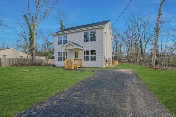 New Construction Neighborhood Road, Mastic Beach, NY 11951