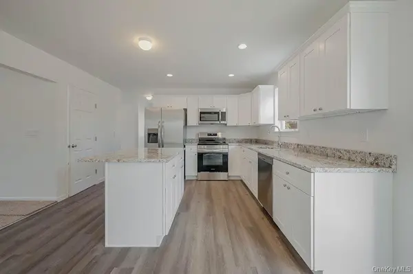 New Construction Neighborhood Road, Mastic Beach, NY 11951