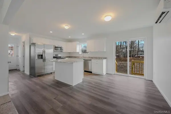 New Construction Neighborhood Road, Mastic Beach, NY 11951