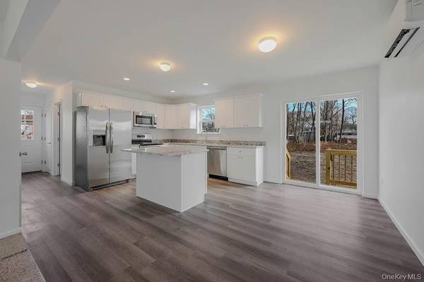 New Construction Neighborhood Road, Mastic Beach, NY 11951