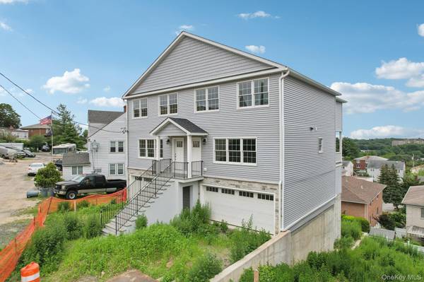 90 University AVE, Yonkers, NY 10704