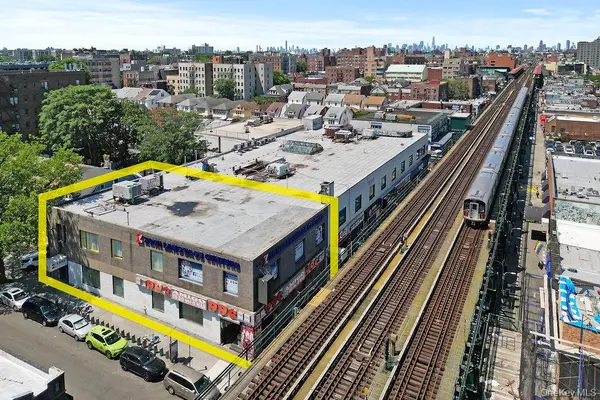 7814 Roosevelt AVE #A, Jackson Heights, NY 11372