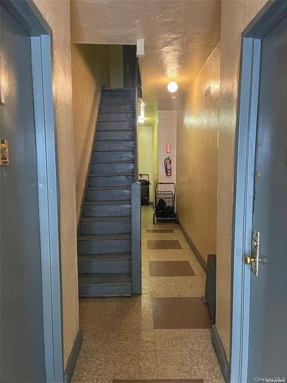 567 Saint Johns PL #8, Brooklyn, NY 11238