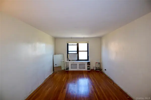 87-40 Francis Lewis BLVD #A76, Queens Village, NY 11427