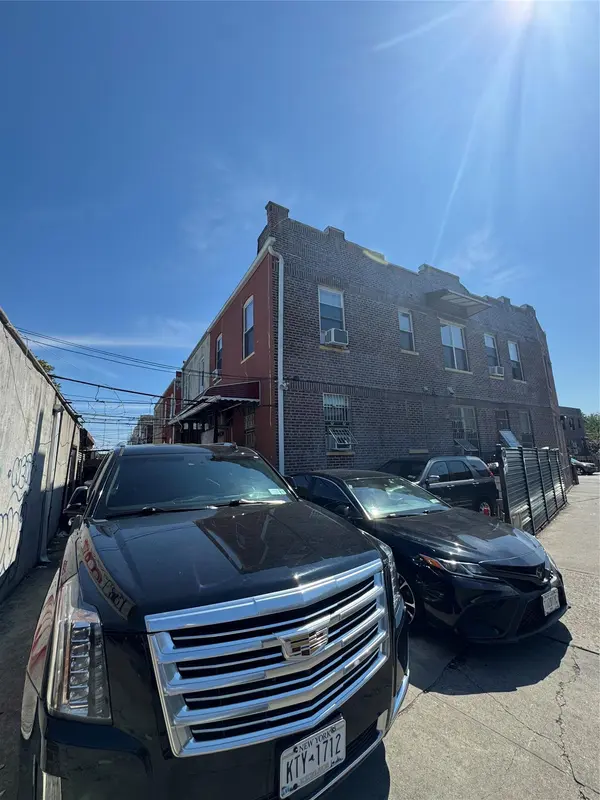 3715 93rd ST, Jackson Heights, NY 11372