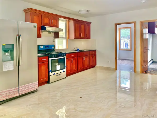 83-08 Pettit AVE, Elmhurst, NY 11373