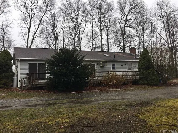 1553 Northville TPKE, Riverhead, NY 11901