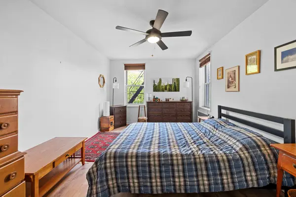 33-05 92nd ST #4B, Jackson Heights, NY 11372
