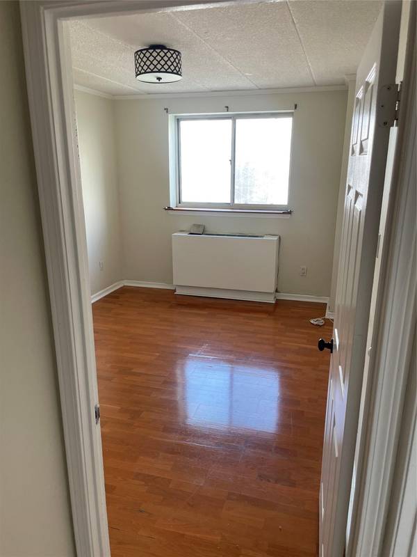 3220 Fairfield AVE #6D, Bronx, NY 10463