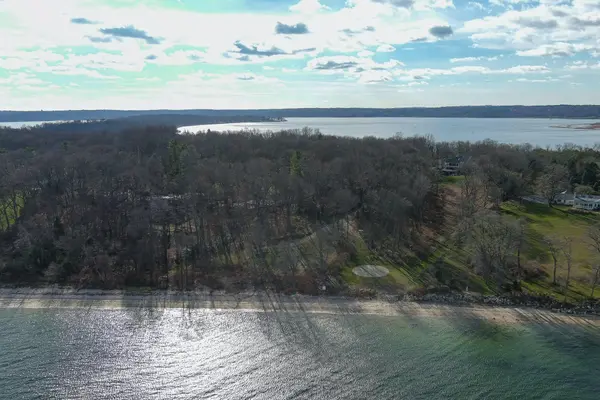 145 Centre Island RD, Centre Island, NY 11771