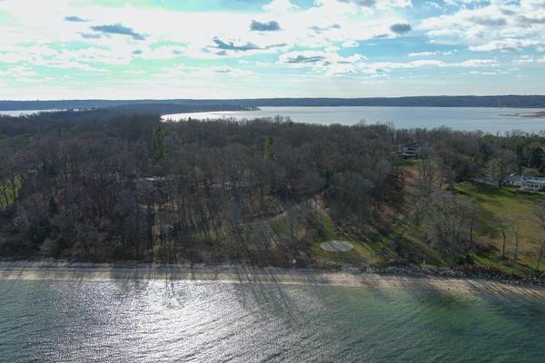 145 Centre Island RD, Centre Island, NY 11771