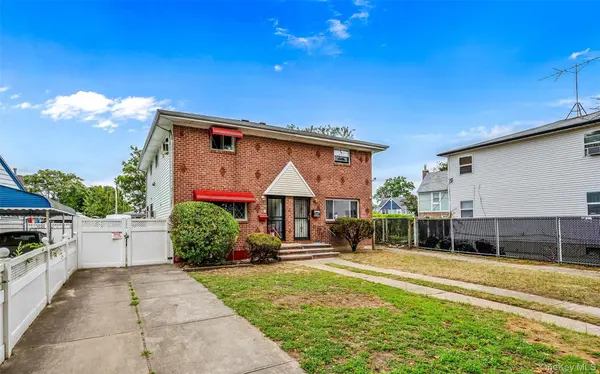 132-20 Farmers BLVD, Saint Albans, NY 11434