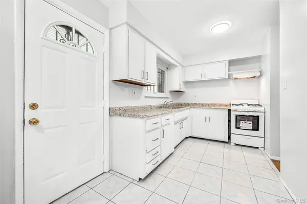 132-20 Farmers BLVD, Saint Albans, NY 11434