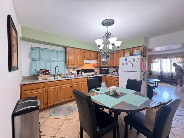 78-27 90th AVE, Woodhaven, NY 11421