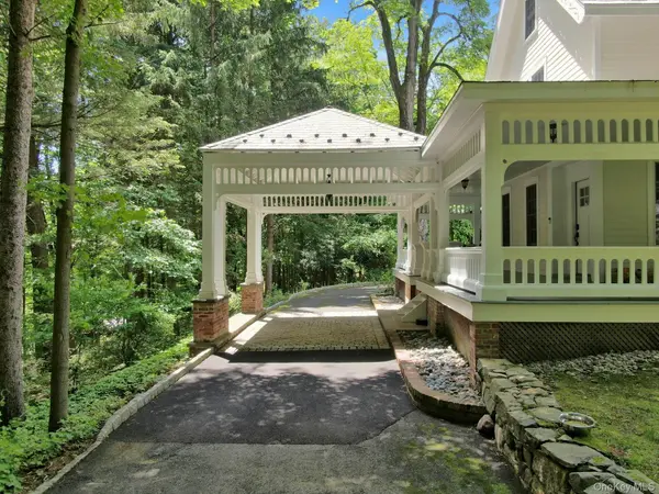 314 Haverstraw RD, Suffern, NY 10901