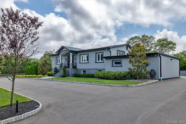 154 Mac Arthur BLVD, Hauppauge, NY 11788