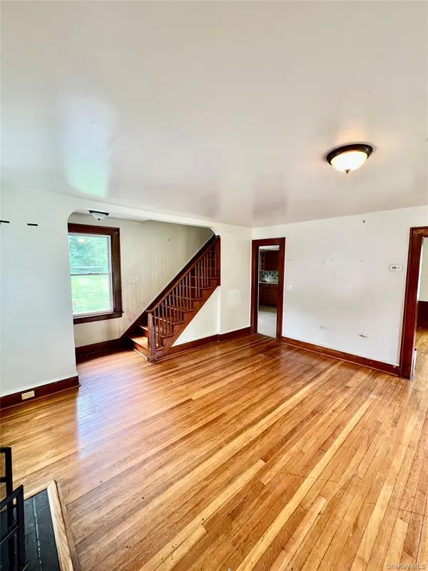 1680 Main ST, Pleasant Valley, NY 12569