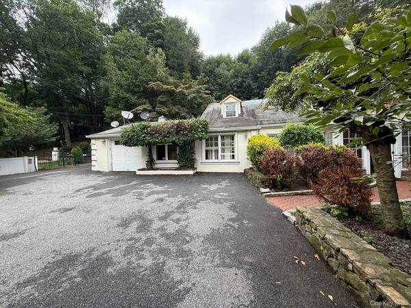 445 W Hartsdale AVE, Hartsdale, NY 10530
