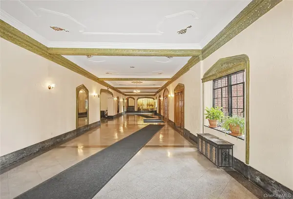 60 W Broad ST #1L, Fleetwood, NY 10552