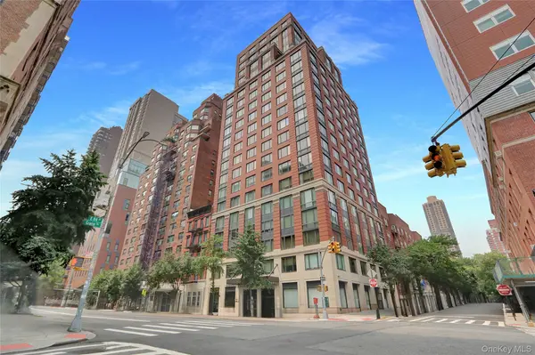 90 E End AVE #10B, New York (manhattan), NY 10028