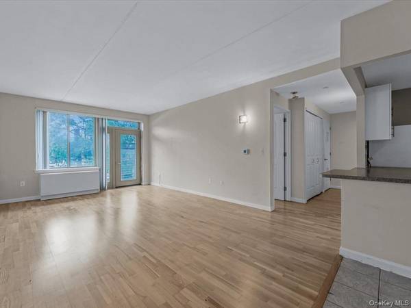 715 Fox ST #4G, Bronx, NY 10455