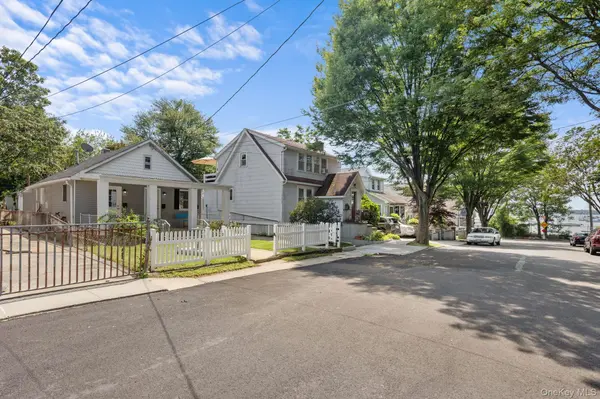 32 Tier ST, Bronx, NY 10464