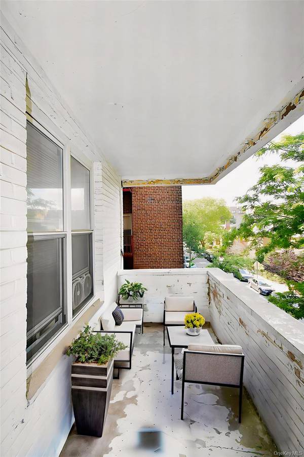 3441 85th #3A, Jackson Heights, NY 11372
