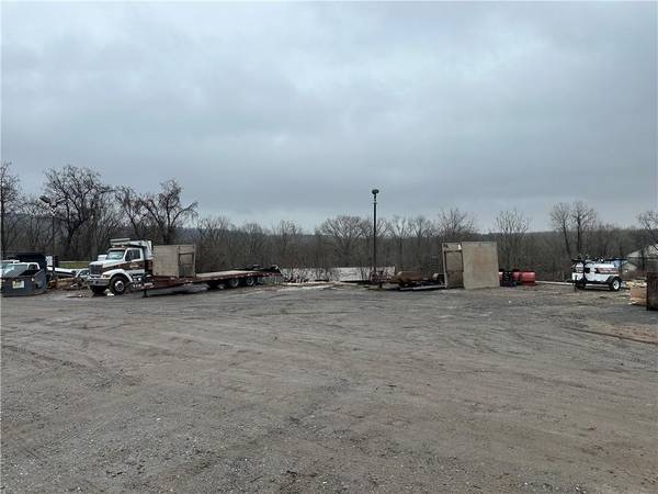 419 Western HWY #Container, Tappan, NY 10983