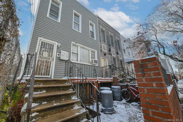 1216 30th DR, Astoria, NY 11102