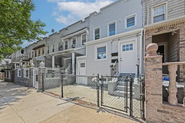 95-22 75 STREET, Ozone Park, NY 11416