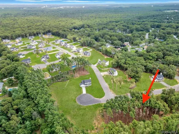 Lot #3 Cardinal CT, Ridge, NY 11961