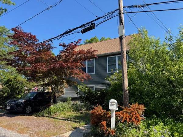 5 Franklin RD, Sound Beach, NY 11789