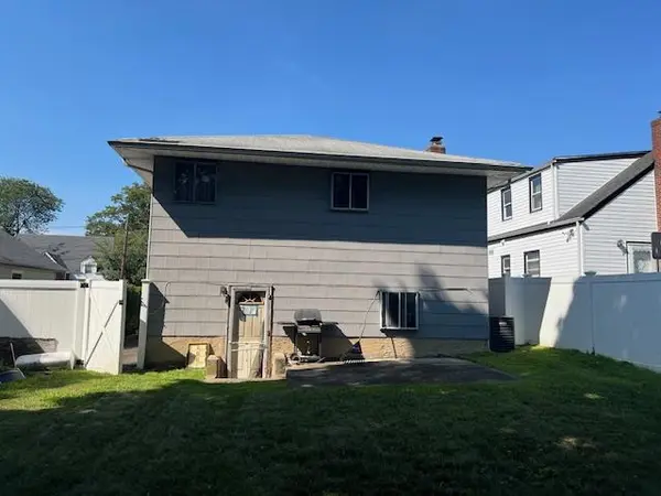 87 W Clinton AVE, Roosevelt, NY 11575