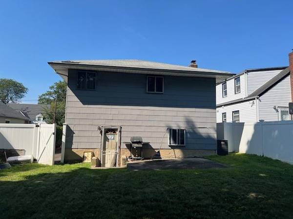 87 W Clinton AVE, Roosevelt, NY 11575