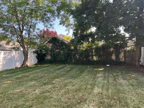87 W Clinton AVE, Roosevelt, NY 11575