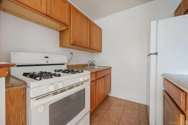 3184 Grand Concourse #4J, Bronx, NY 10458