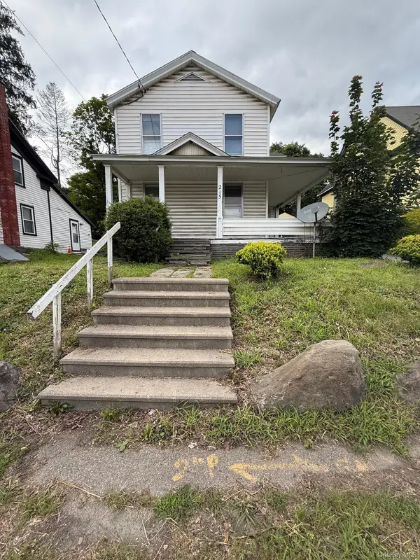 215 E Front ST, Hancock, NY 13783