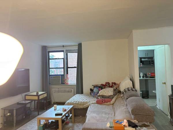 14444 38th AVE #C5, Flushing, NY 11354
