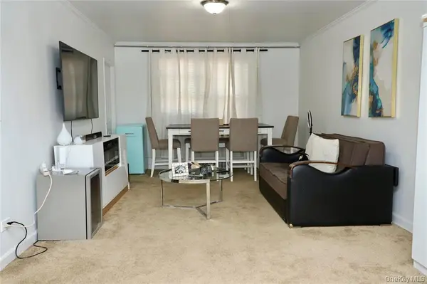 15029 72nd RD #5C, Flushing, NY 11367